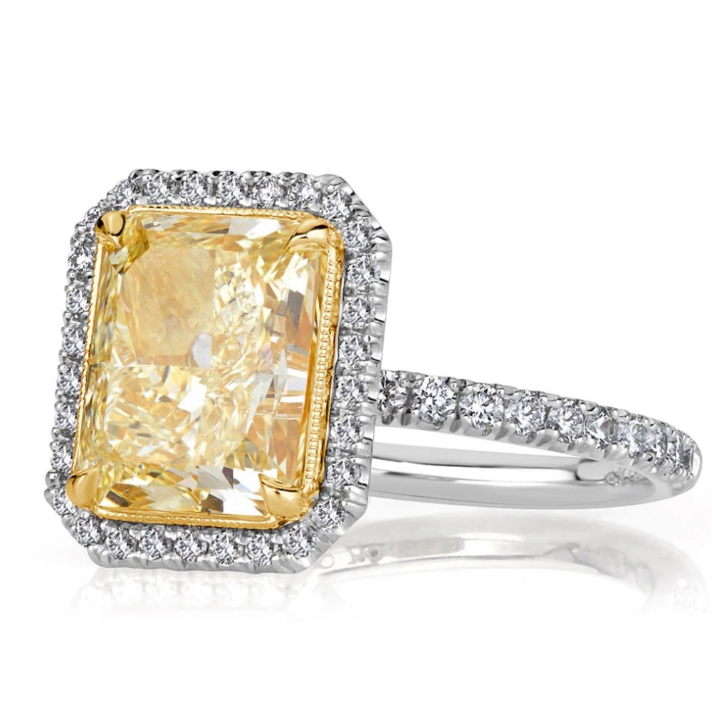 Yellow Nevermore Diamond 4 carats with halo size 6 NWT